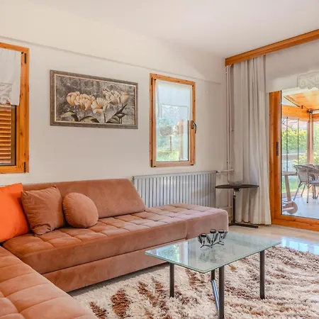 Spacious With Garden 3 Min To Beach Villa