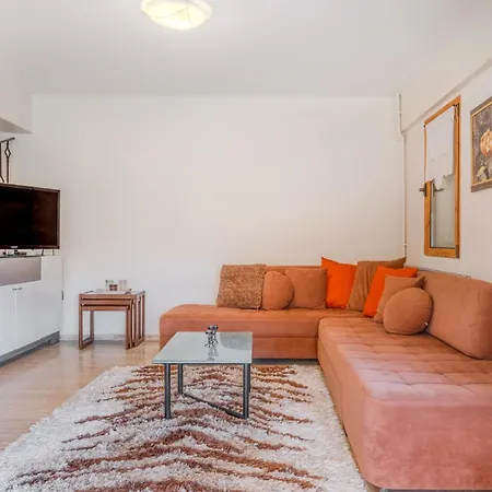 Spacious With Garden 3 Min To Beach *